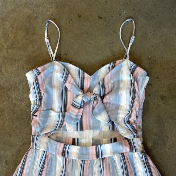Women’s Linen Cut Out Sundress - Picture 2 of 4